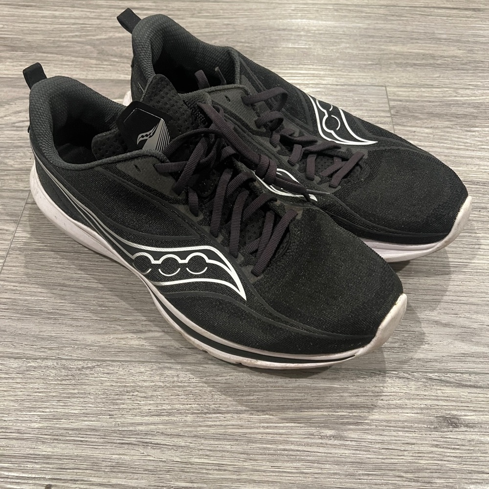 Saucony black running shoes